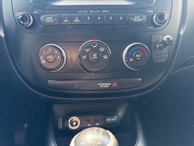 Used 2014 Kia Soul image 29