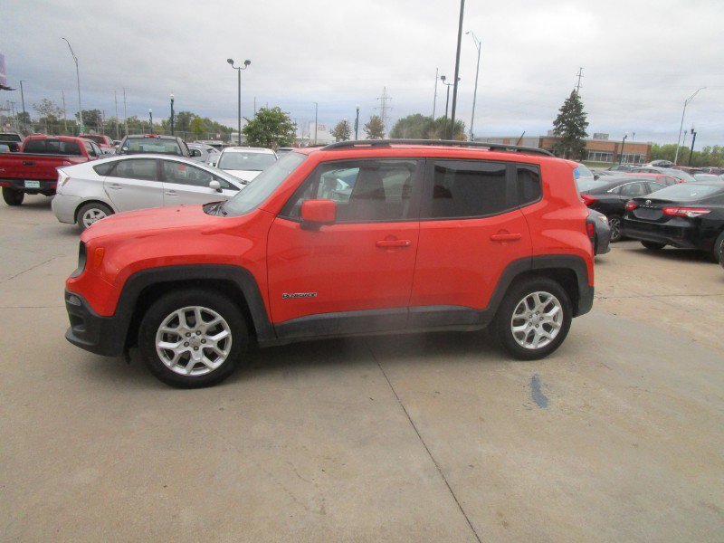 Used 2017 Jeep Renegade Latitude image 5