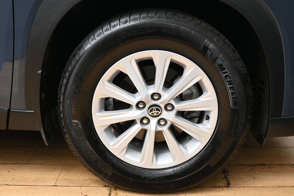 Used 2024 Toyota Grand Highlander AWD image 39