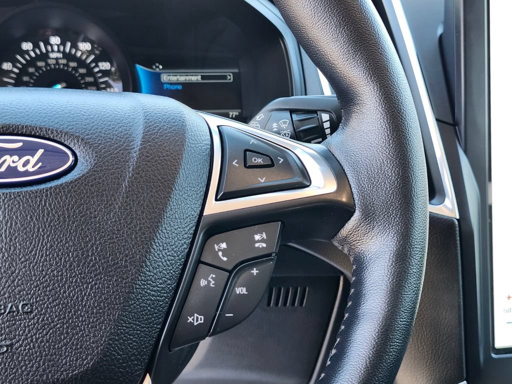 Certified 2022 Ford Edge Titanium AWD/4WD image 31