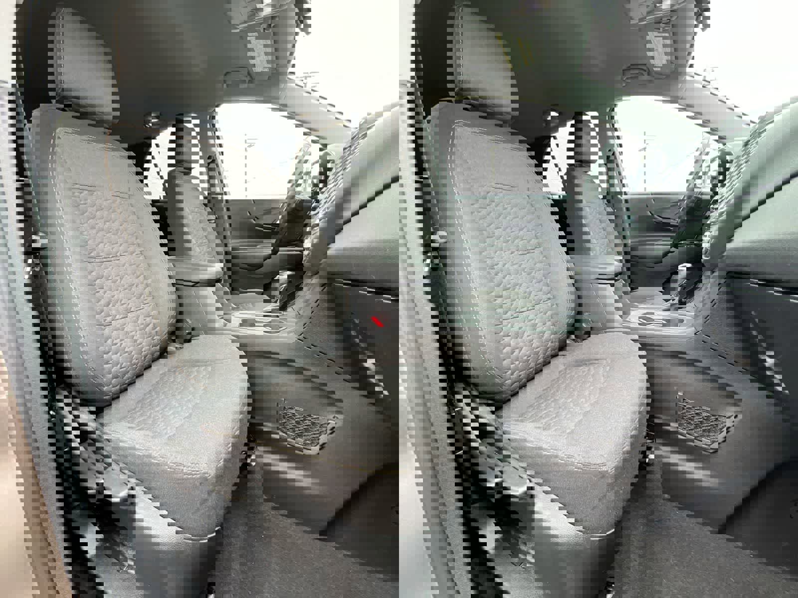 Used 2018 Chevrolet Equinox LT image 21