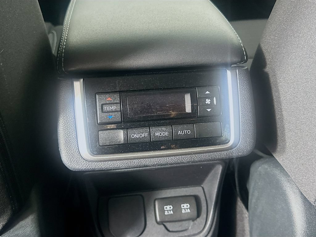Used 2022 Subaru Ascent Premium AWD/4WD image 24