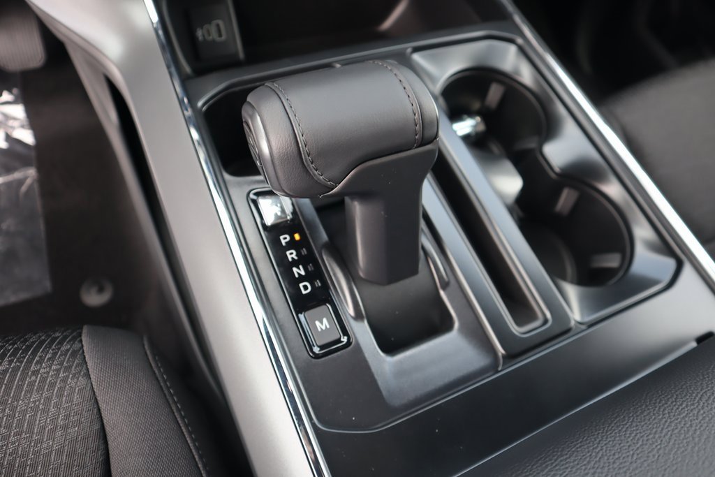 New 2025 Ford F150 XLT w/ Equipment Group 302A MID image 9