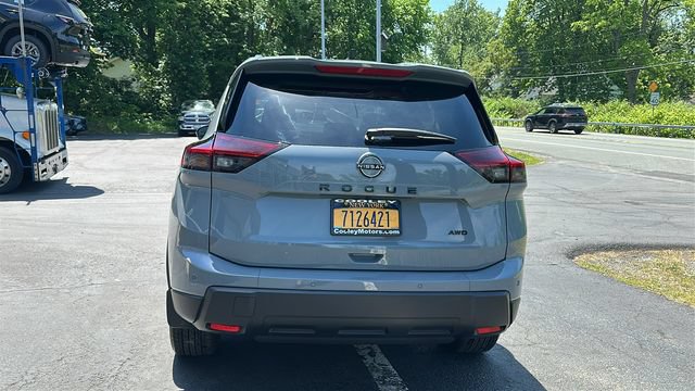 Used 2026 Nissan Rogue Dark Armor AWD/4WD image 6