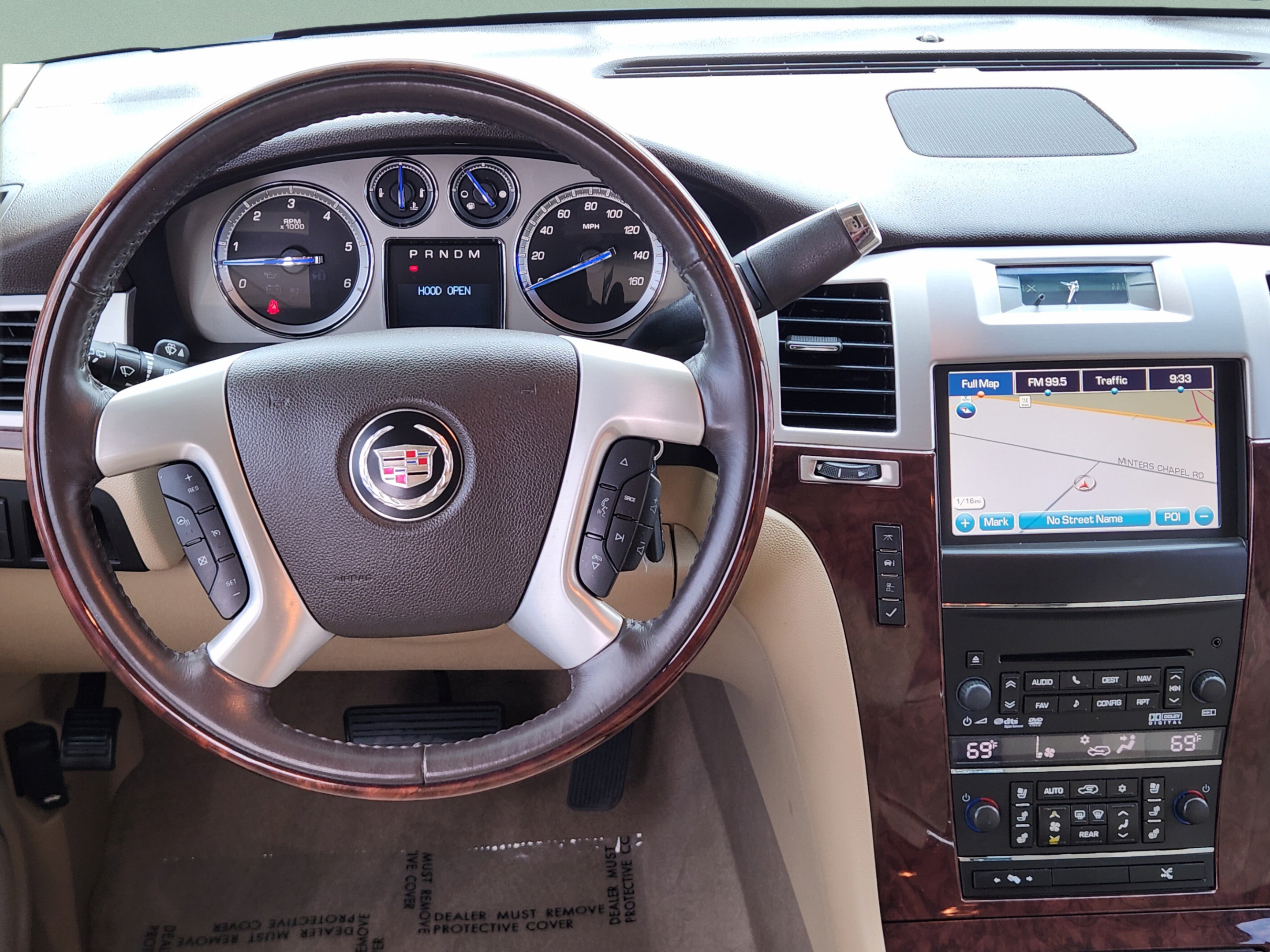 Used 2014 Cadillac Escalade Premium AWD/4WD image 23