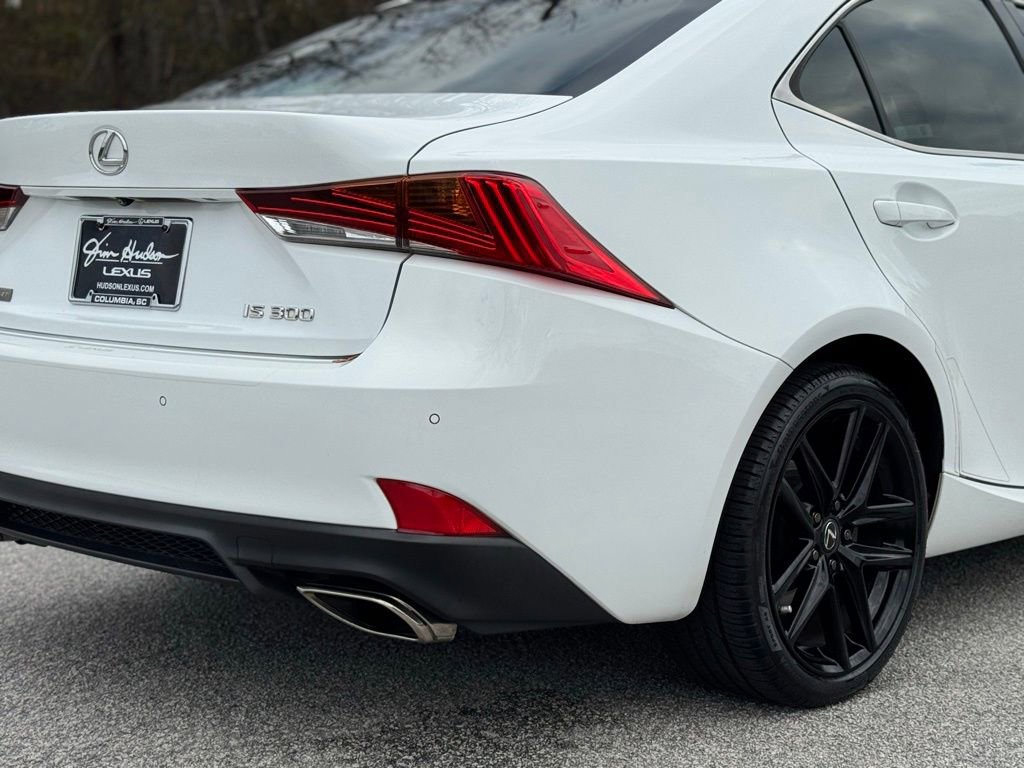 Certified 2020 Lexus IS 300 F Sport image 16