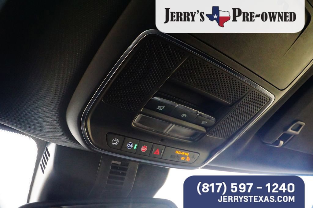 Used 2025 GMC Acadia Denali FWD image 13