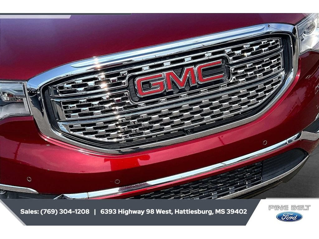 Used 2018 GMC Acadia Denali w/ Technology Package FWD image 22