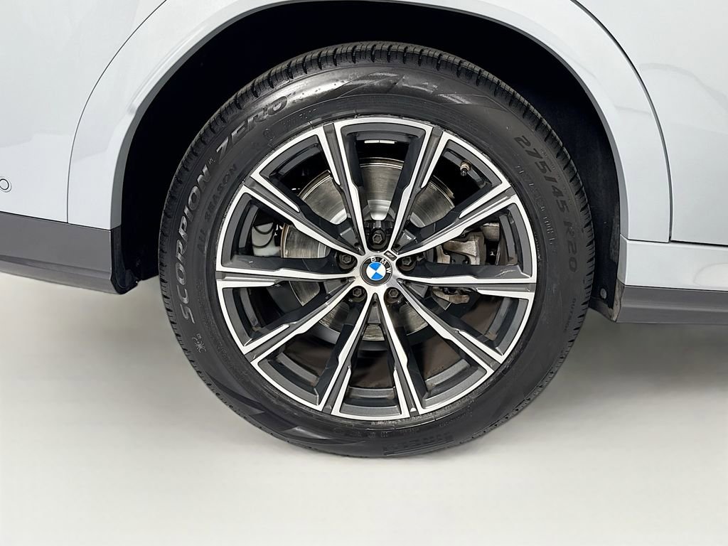 Used 2024 BMW X6 xDrive40i w/ Premium Package image 34
