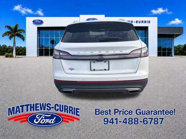 Used 2023 Lincoln Nautilus FWD w/ Premium Package image 5