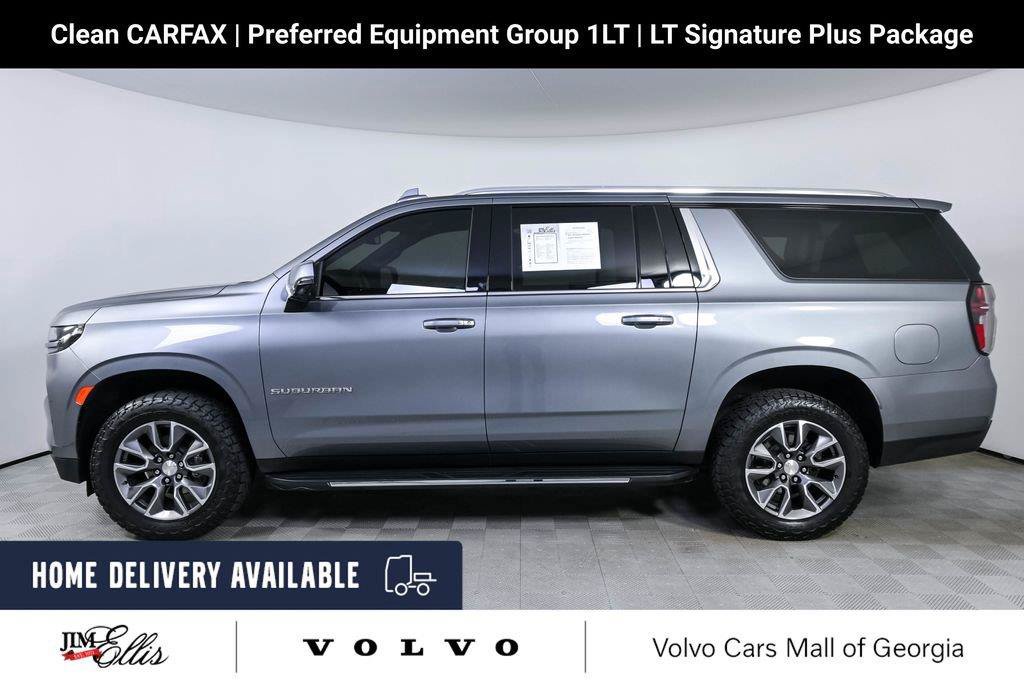 Used 2022 Chevrolet Suburban LT w/ LT Signature Plus Package RWD image 3