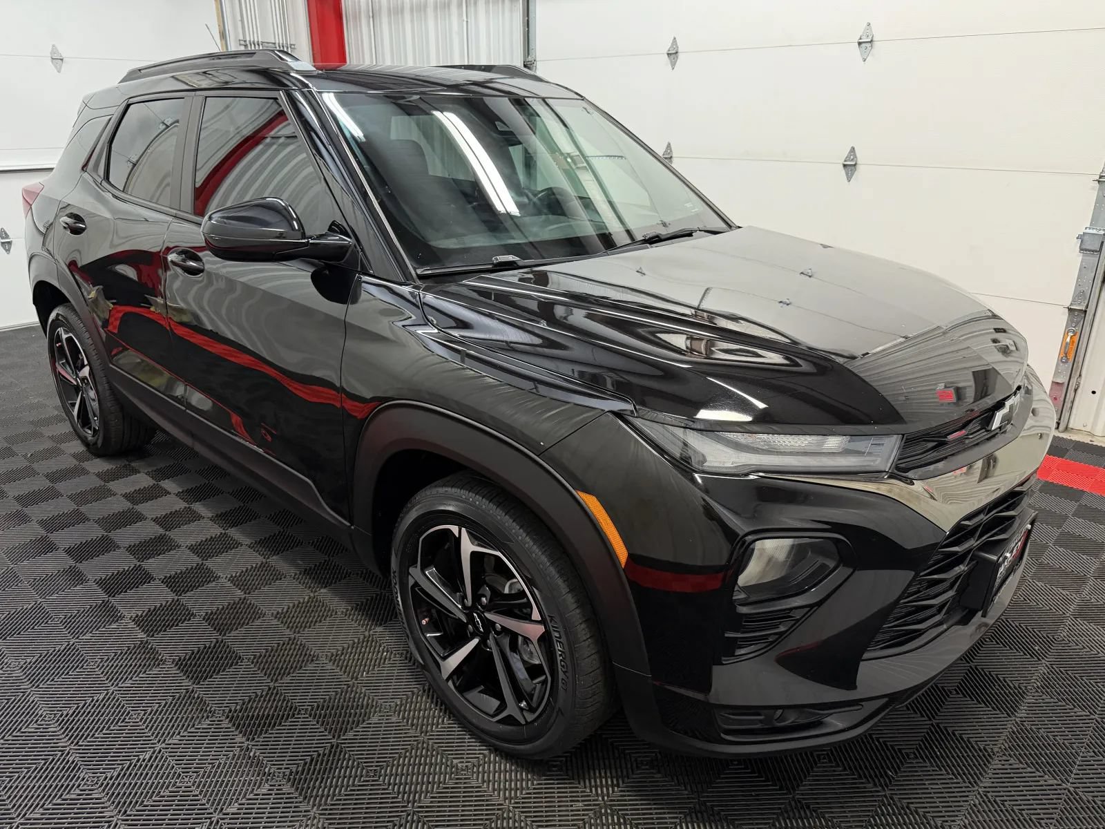 Used 2022 Chevrolet TrailBlazer RS FWD image 5