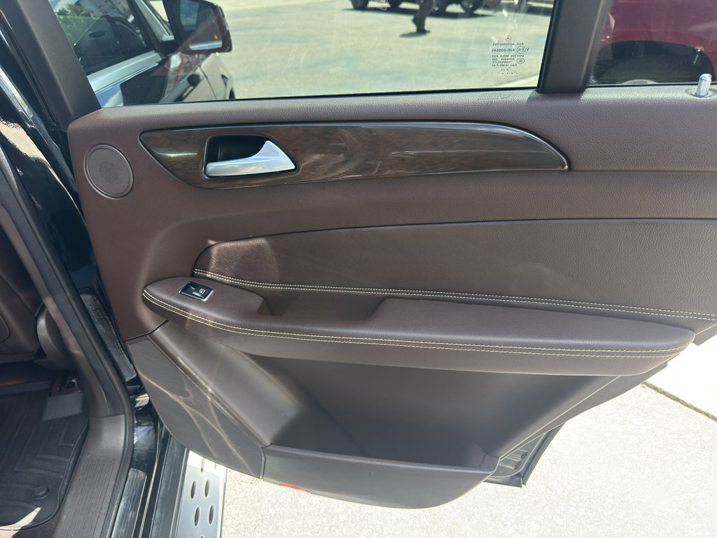 Used 2019 Mercedes-Benz GLS 450 4MATIC image 12