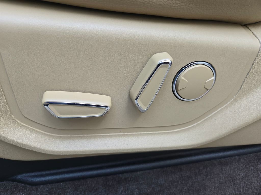 Used 2018 Ford F150 Lariat image 24