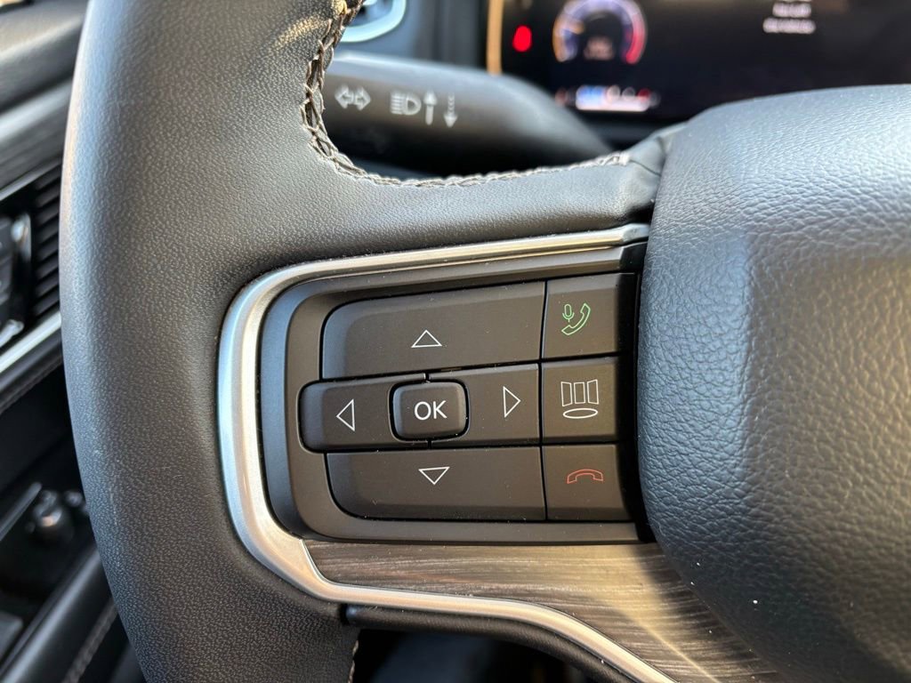 Used 2023 Jeep Wagoneer L Series II image 22