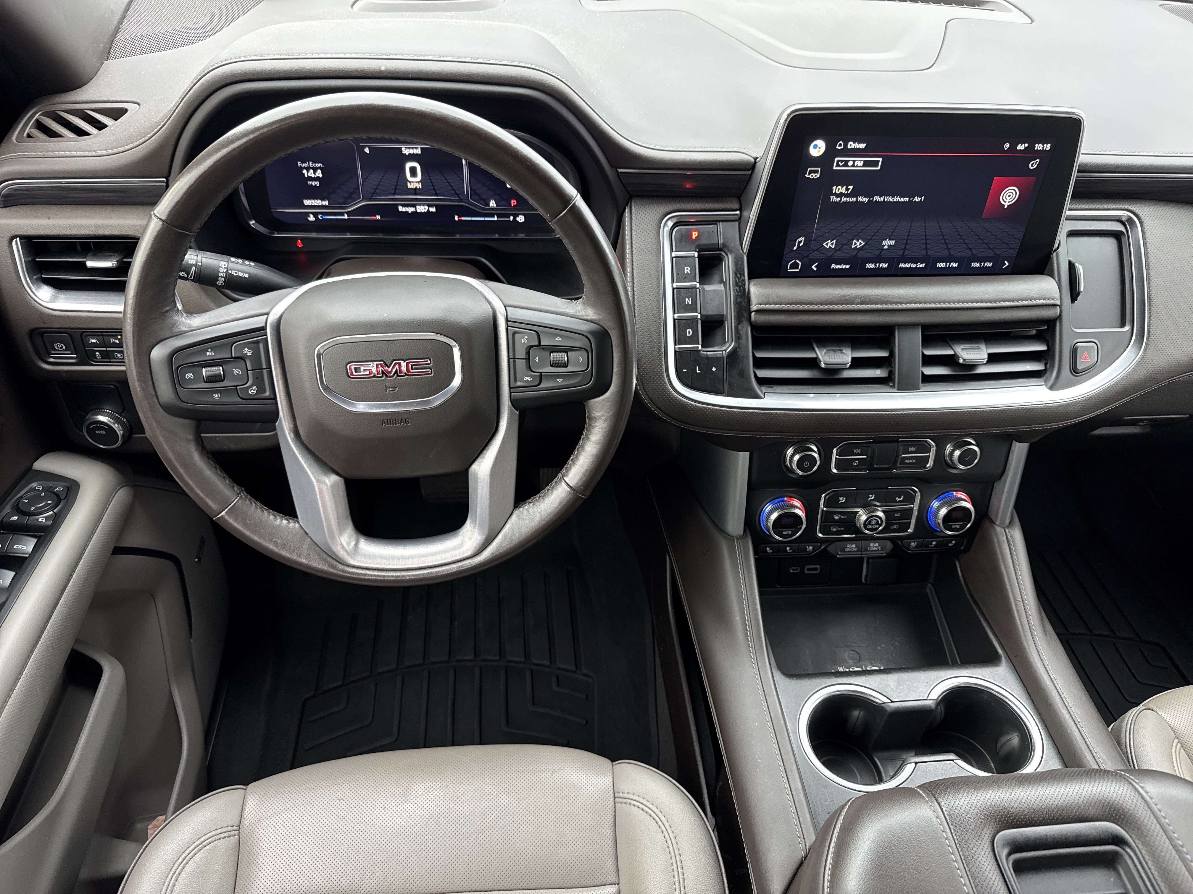 Used 2022 GMC Yukon SLT w/ SLT Premium Package RWD image 17