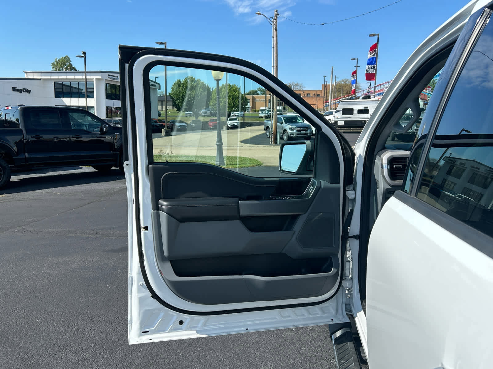 Used 2023 Ford F150 XLT w/ Equipment Group 302A High AWD/4WD image 17