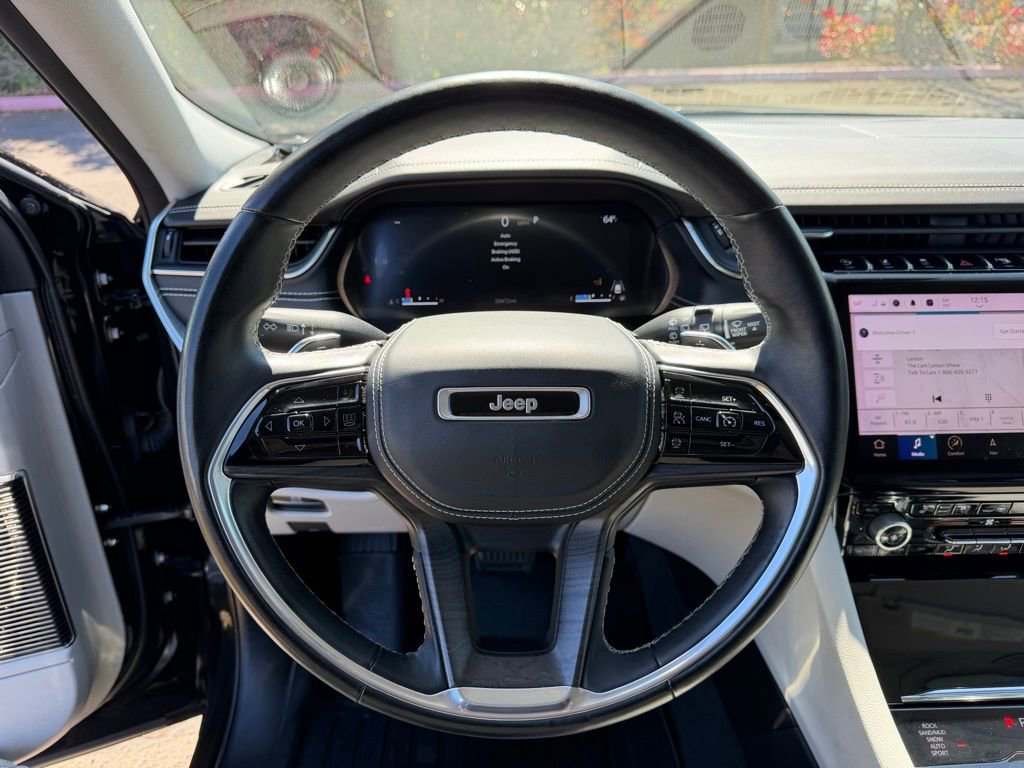 Used 2022 Jeep Grand Cherokee L Overland w/ Luxury Tech Group IV AWD/4WD image 19