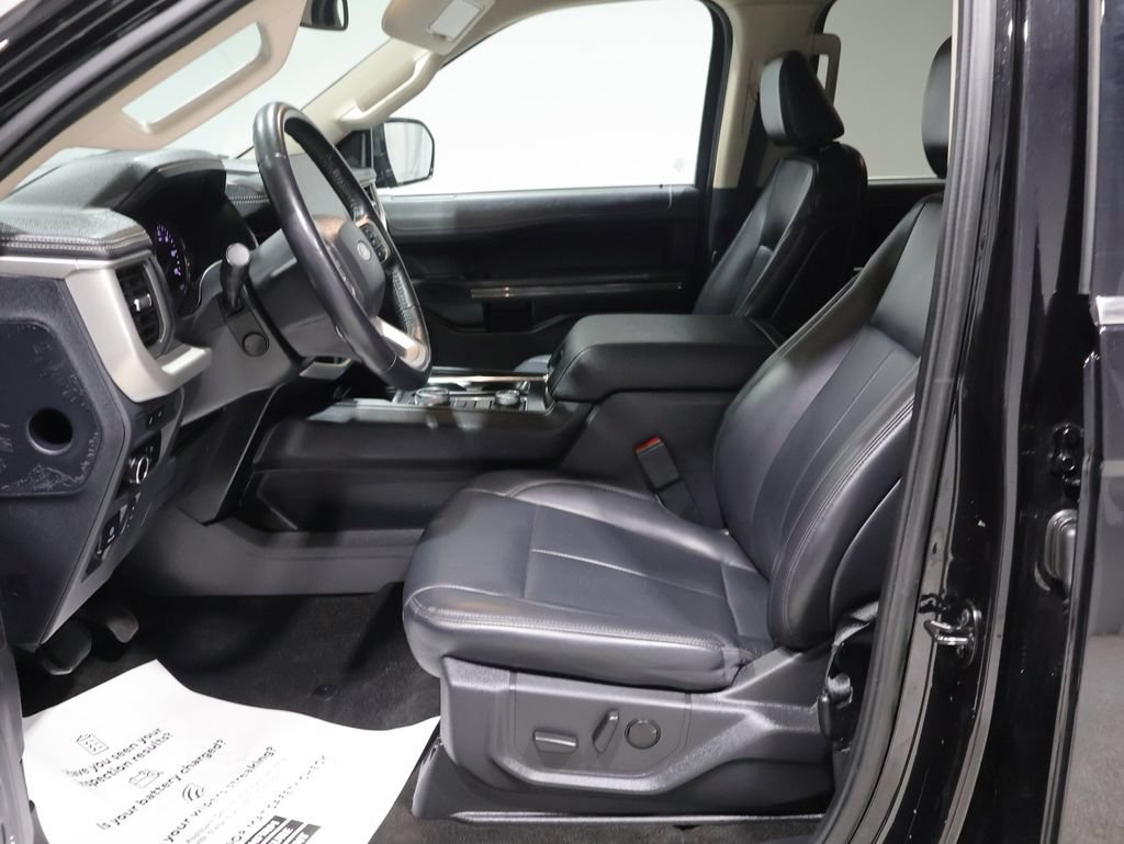 Used 2023 Ford Expedition XLT AWD/4WD image 11