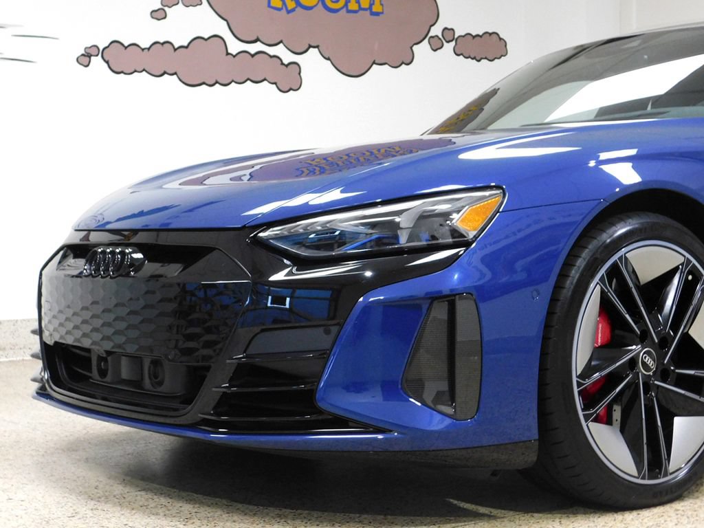 Used 2022 Audi RS e-tron GT AWD/4WD image 15
