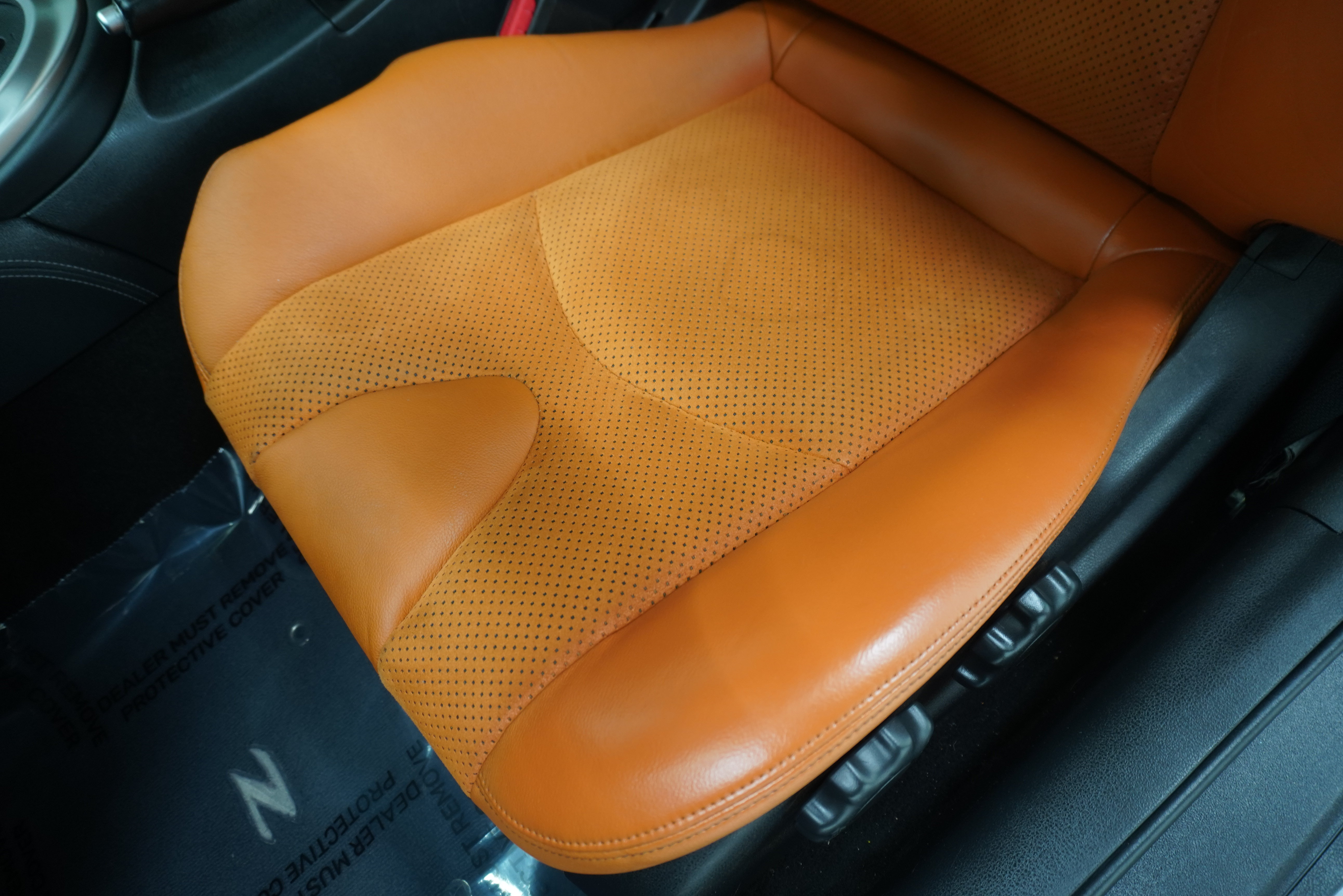 Used 2013 Nissan 370Z Touring w/ Sport Pkg RWD image 12