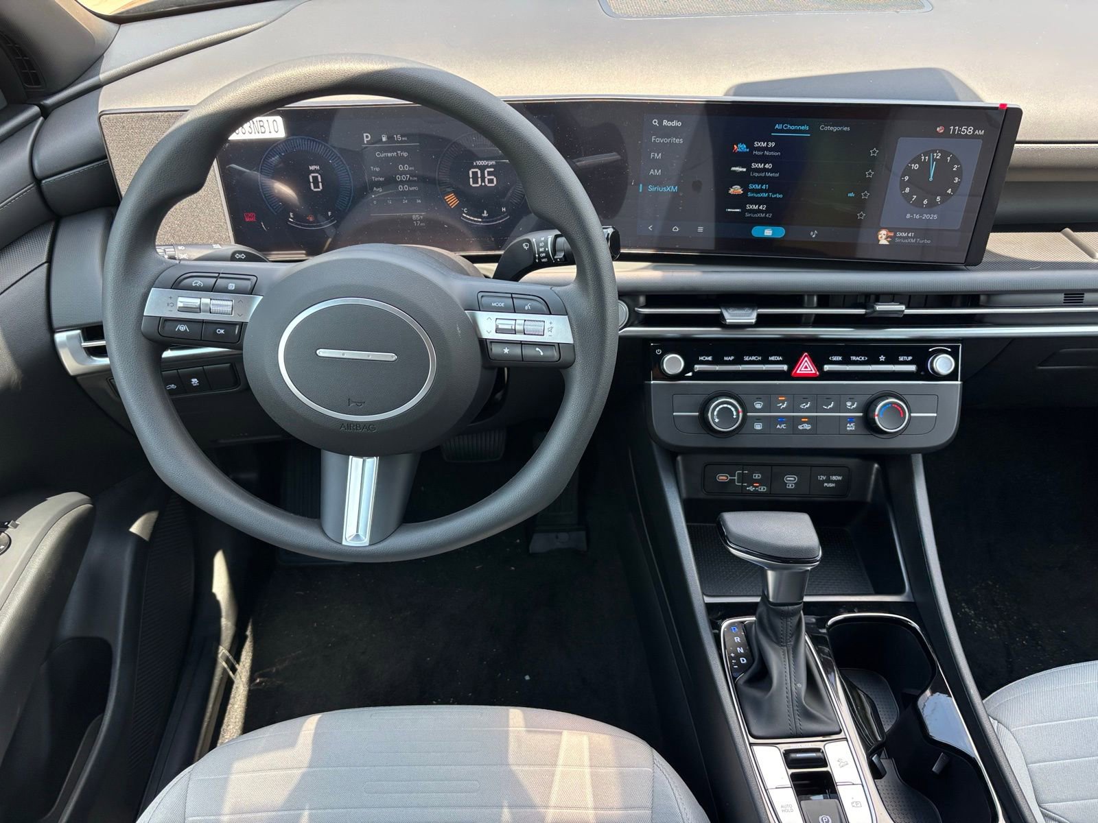 New 2026 Hyundai Santa Cruz SE FWD image 16