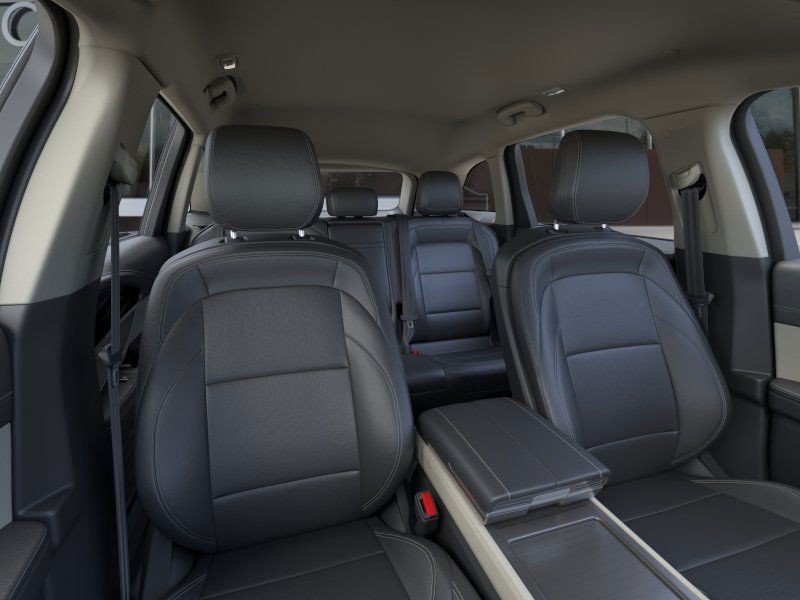 New 2025 Lincoln Nautilus Premier AWD/4WD image 10