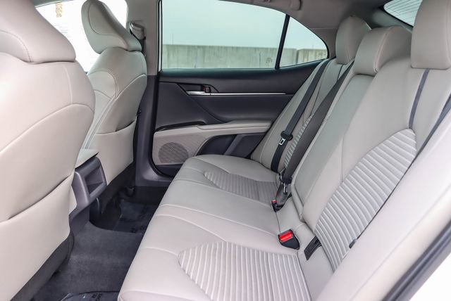 Used 2023 Toyota Camry SE image 18
