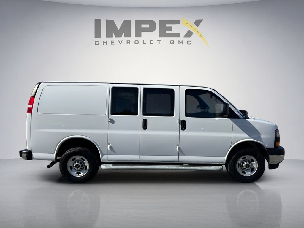 Used 2023 GMC Savana 2500 w/ Driver Convenience Package RWD image 6