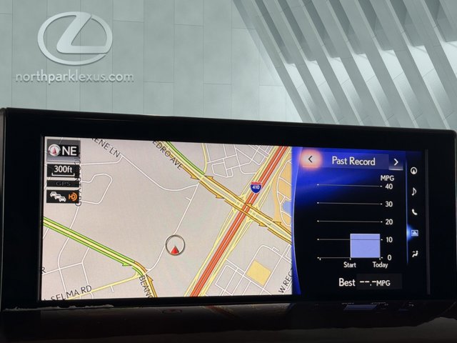 Used 2020 Lexus LX 570 4WD w/ Luxury Package image 18