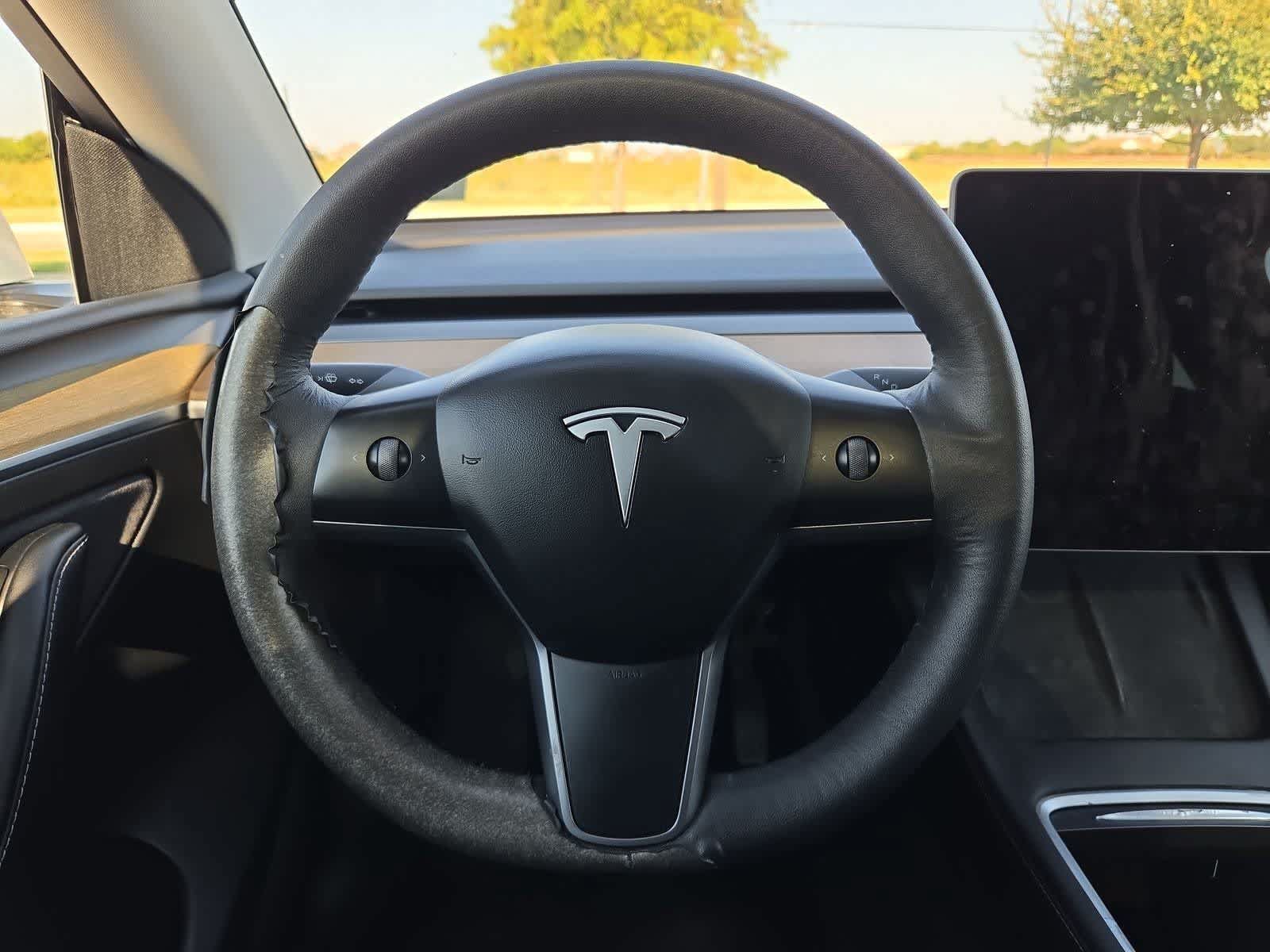 Used 2023 Tesla Model Y AWD image 20