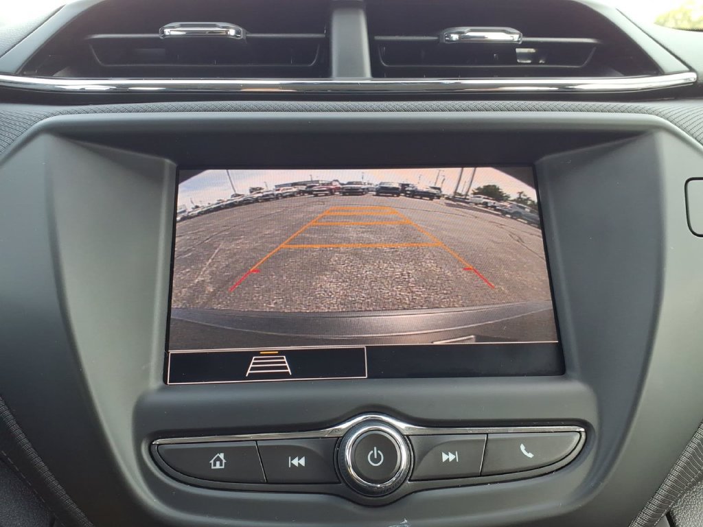 Used 2023 Chevrolet TrailBlazer LS FWD image 16