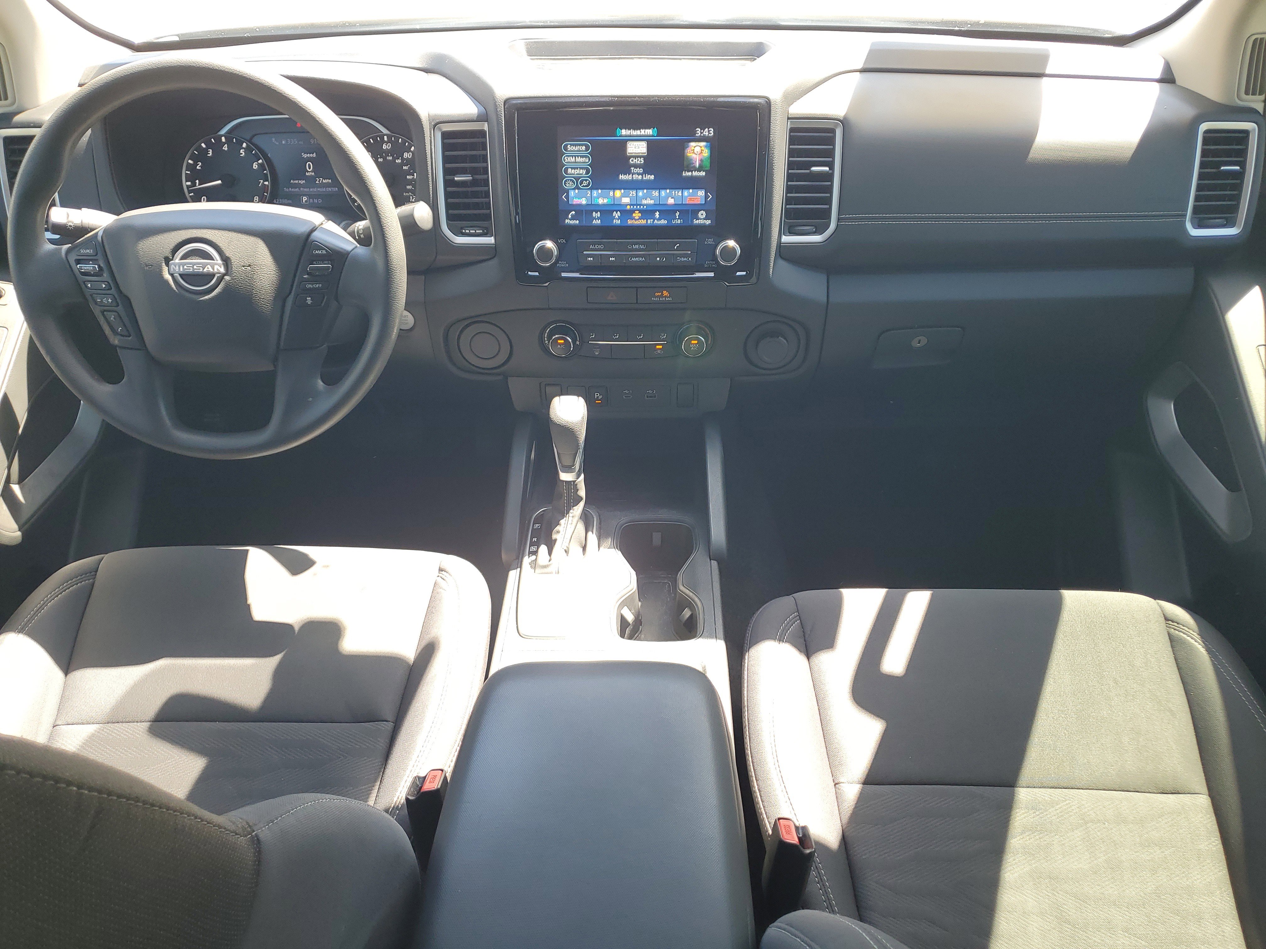 Used 2022 Nissan Frontier SV w/ Technology Package image 15