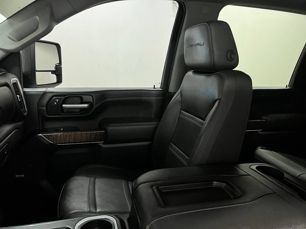 Used 2020 GMC Sierra 2500 Denali w/ Denali Ultimate Package AWD/4WD image 32