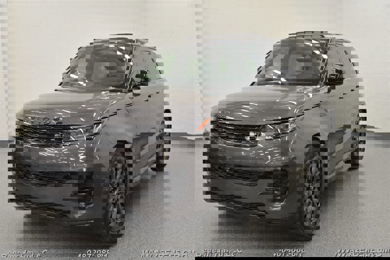 Used 2024 Land Rover Range Rover Sport SE image 2