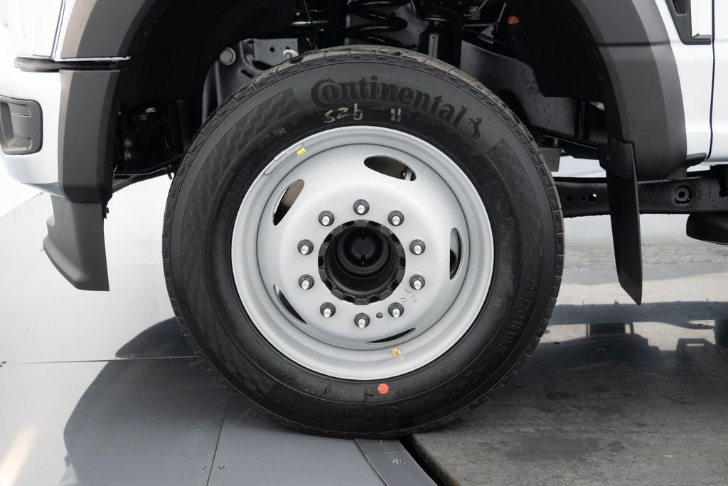 New 2026 Ford F550 XL image 18