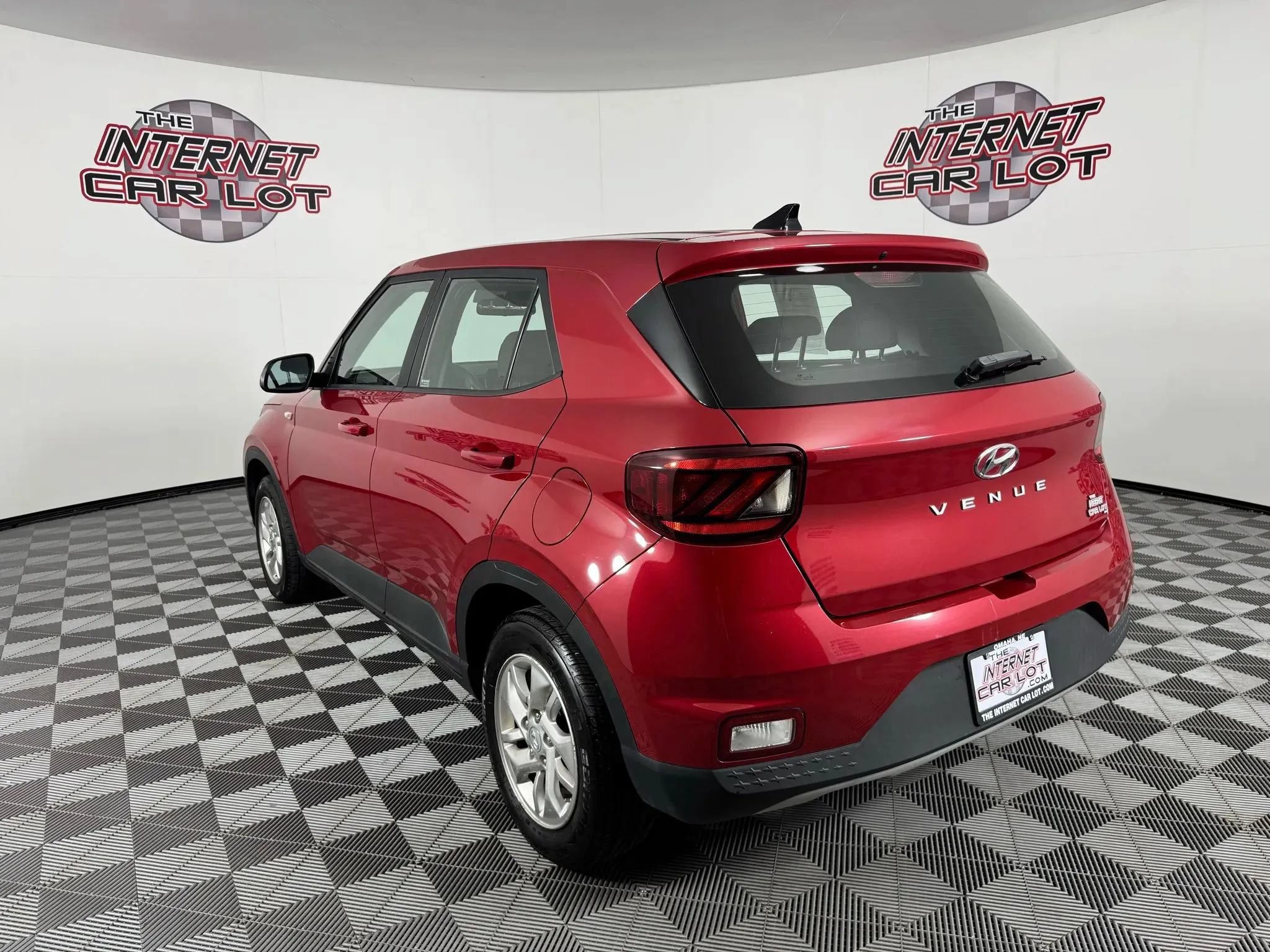 Used 2022 Hyundai Venue SE w/ Cargo Package FWD image 9
