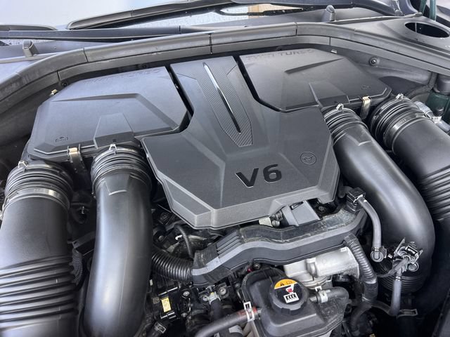 Used 2022 Genesis GV70 3.5T Sport w/ Sport Prestige Package AWD/4WD image 39