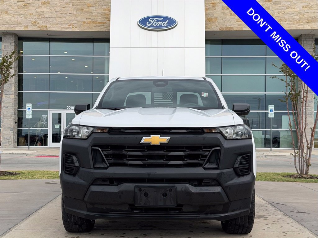 Used 2023 Chevrolet Colorado W/T w/ WT Convenience Package II RWD image 2