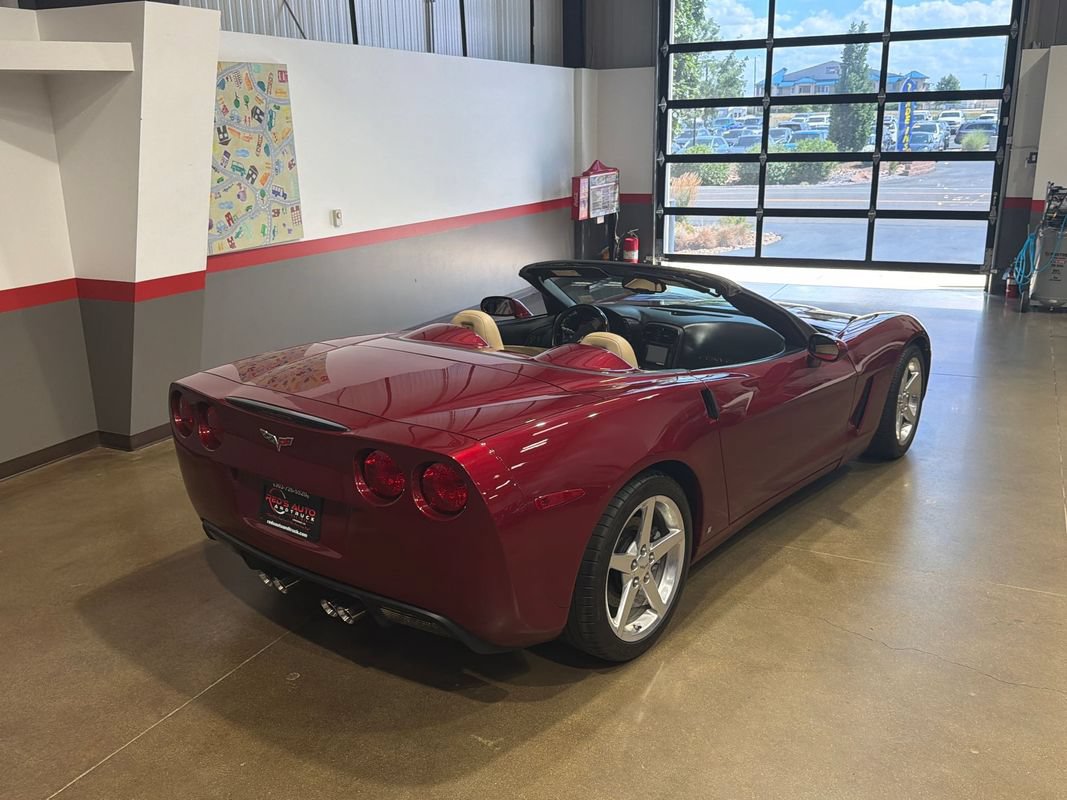 Used 2006 Chevrolet Corvette Convertible w/ Preferred Equipment Group RWD image 53