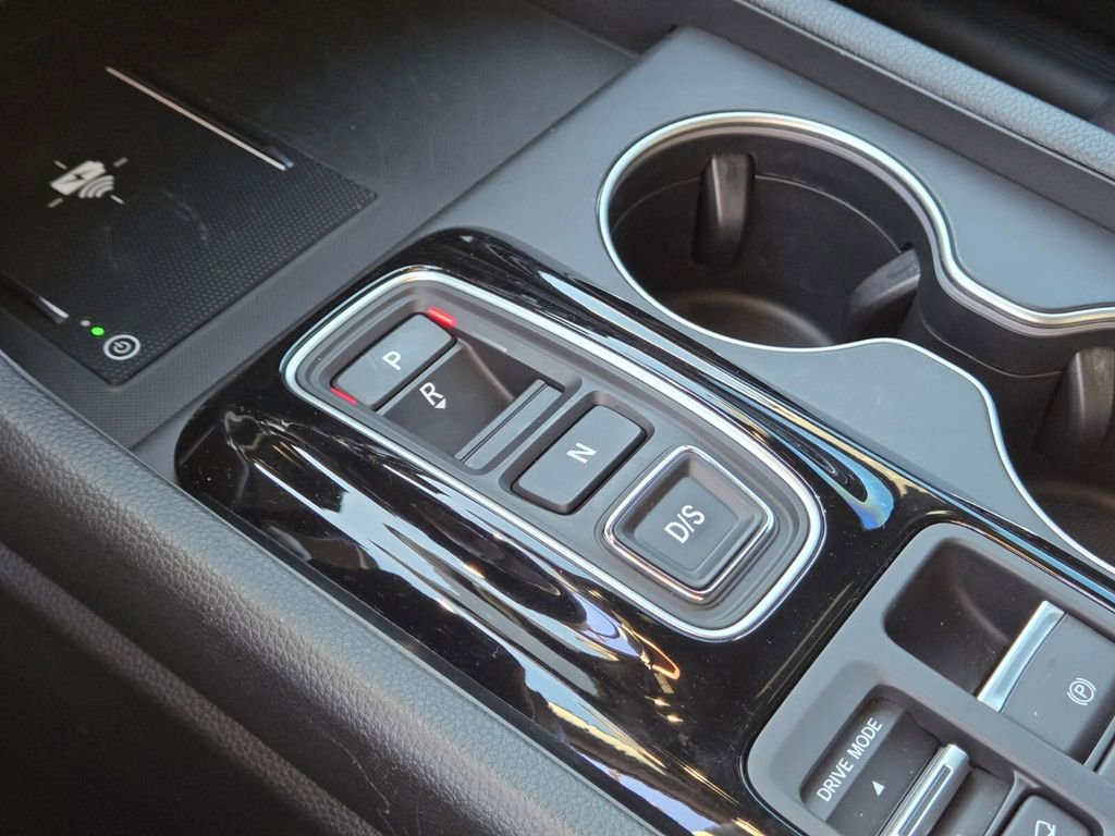 Used 2025 Honda Pilot Black Edition image 26