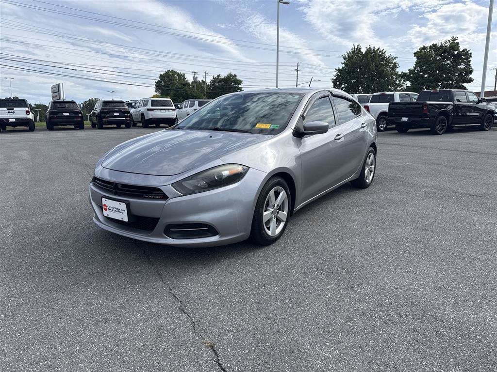 Used 2016 Dodge Dart SXT FWD image 1