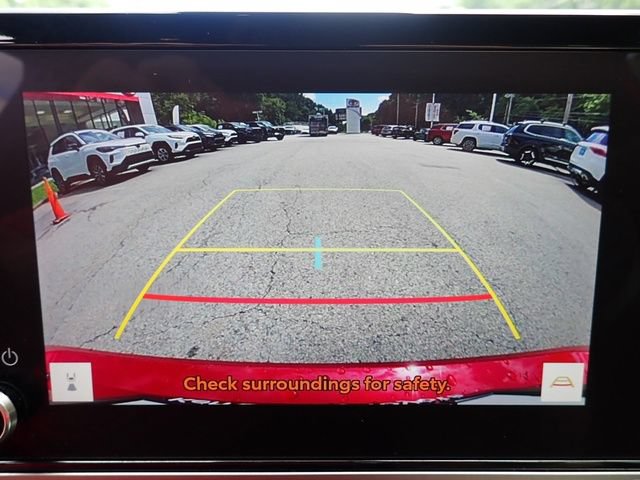 Used 2025 Toyota Camry SE FWD image 28