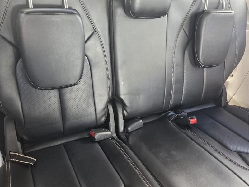 Used 2023 Chrysler Pacifica Touring-L FWD image 19