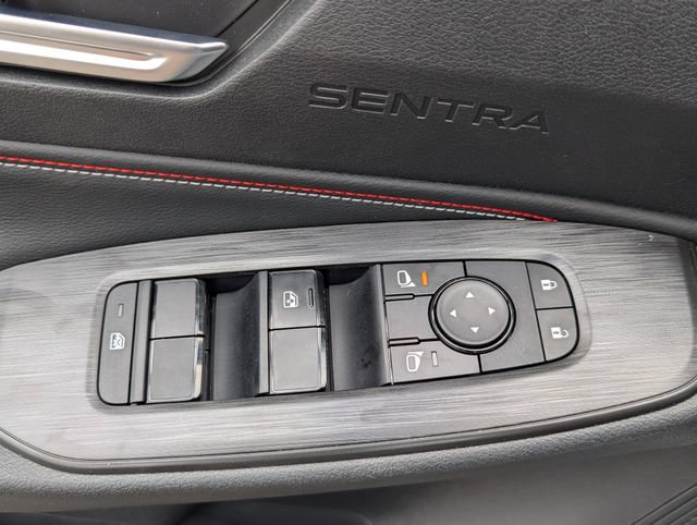 New 2026 Nissan Sentra SR w/ SR Premium Package FWD image 17
