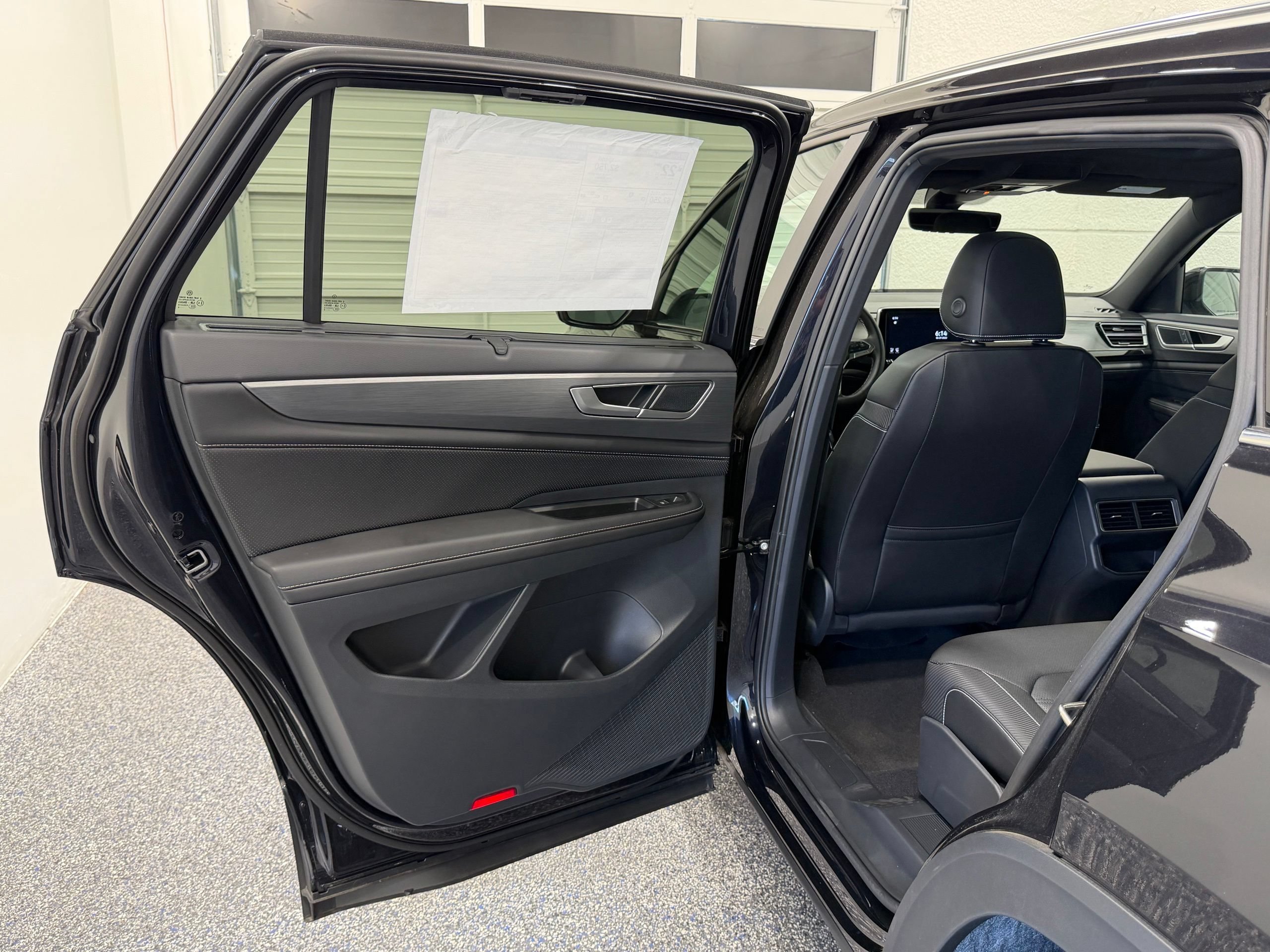 New 2026 Volkswagen Atlas Cross Sport SE AWD/4WD image 21