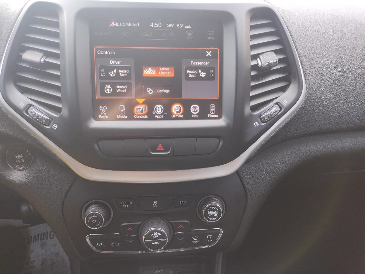 Used 2014 Jeep Cherokee Limited image 8