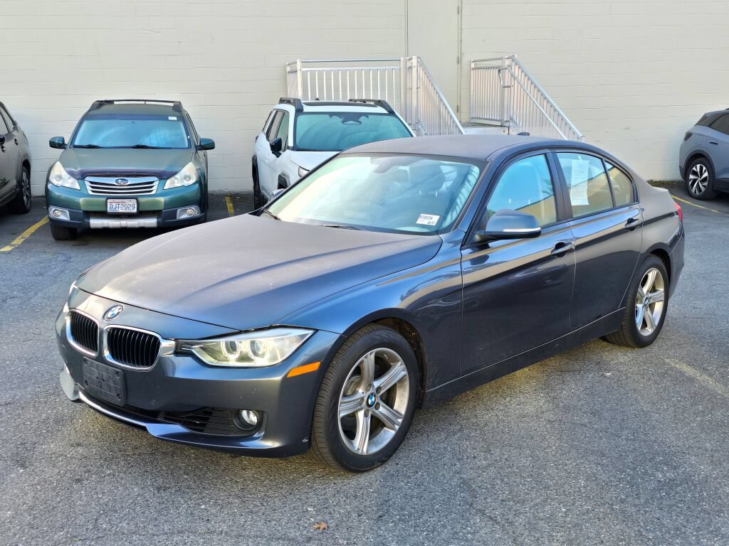 Used 2014 BMW 328i Sedan RWD image 3