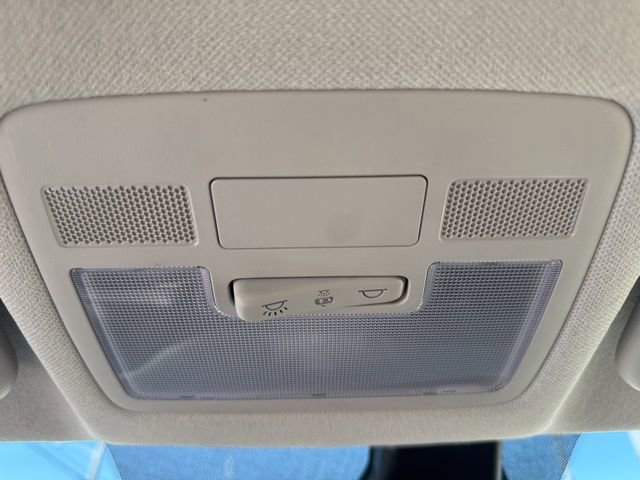 Used 2026 Hyundai Venue SE image 38