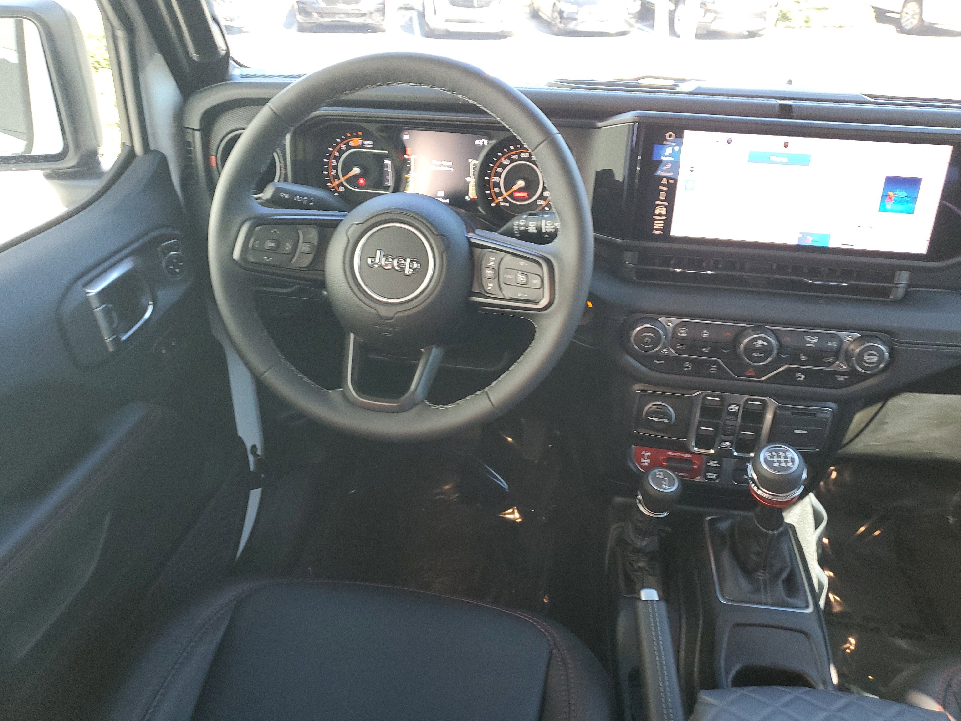 Used 2025 Jeep Wrangler Unlimited Rubicon w/ Safety Group image 11